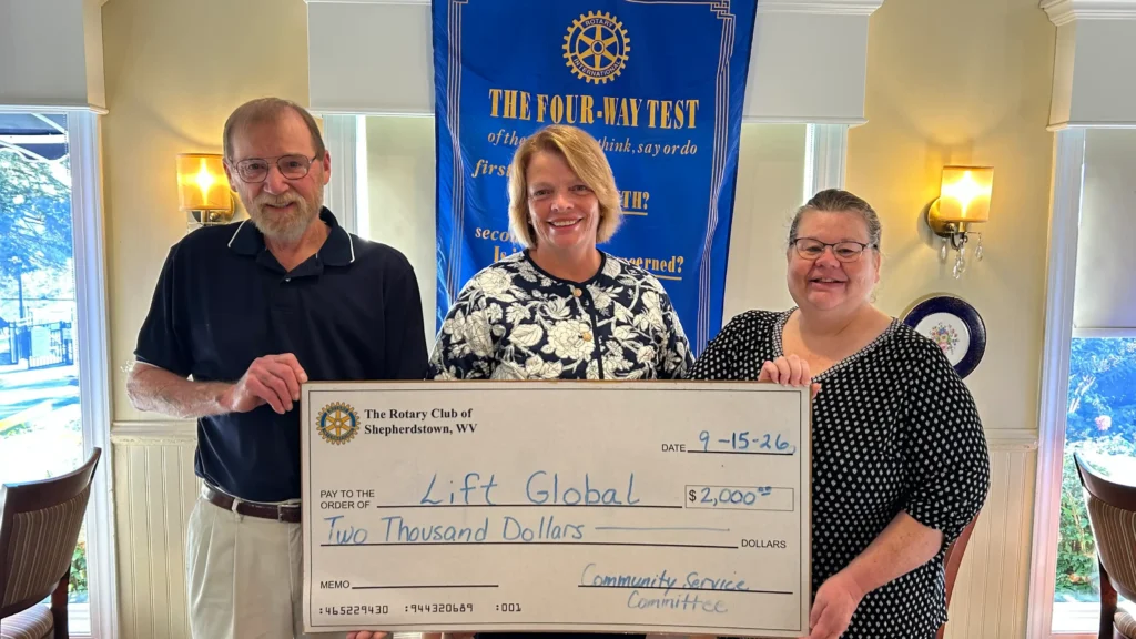 check presentation to Lift Global
